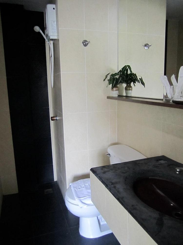 Rome Place Hotel Phuket Kültér fotó