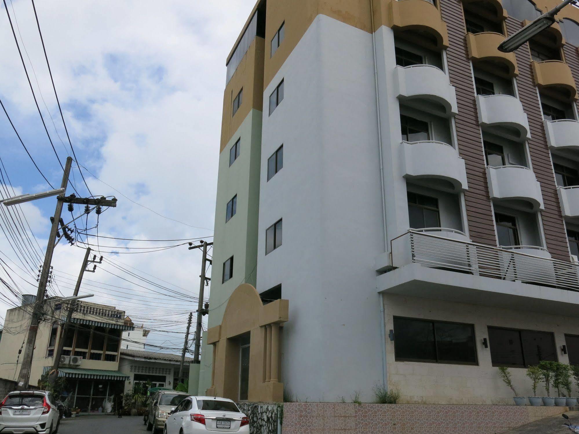 Rome Place Hotel Phuket Kültér fotó