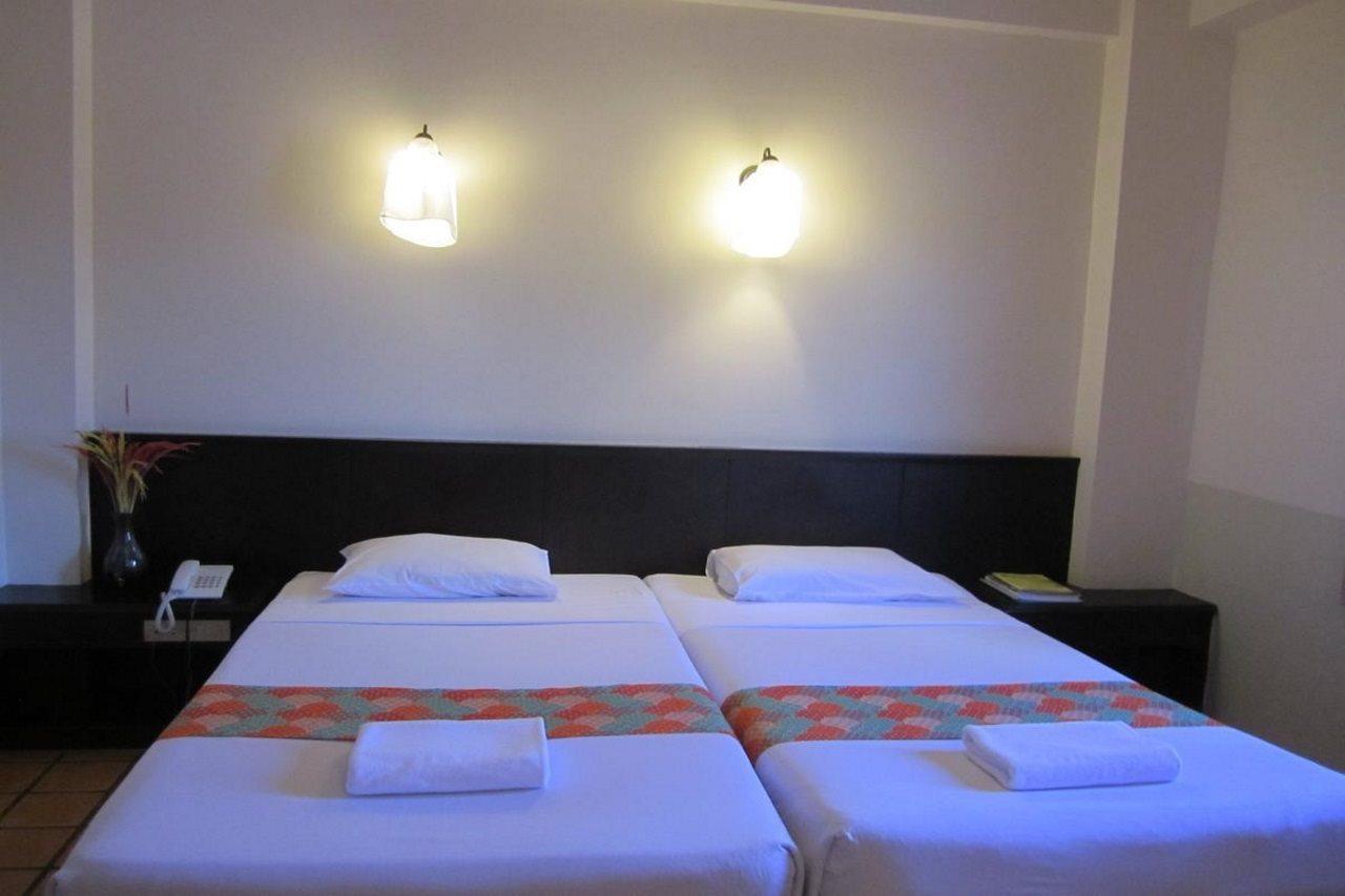 Rome Place Hotel Phuket Kültér fotó