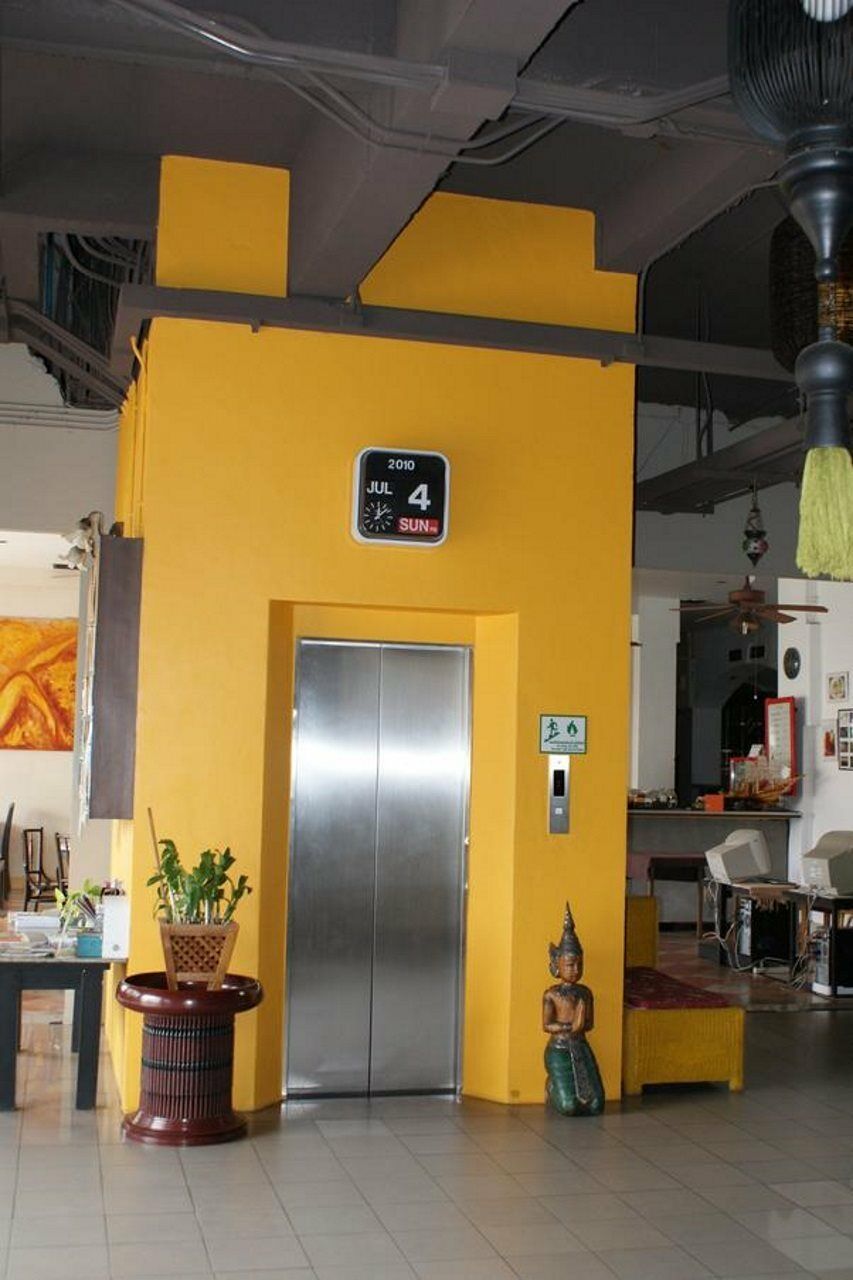 Rome Place Hotel Phuket Kültér fotó